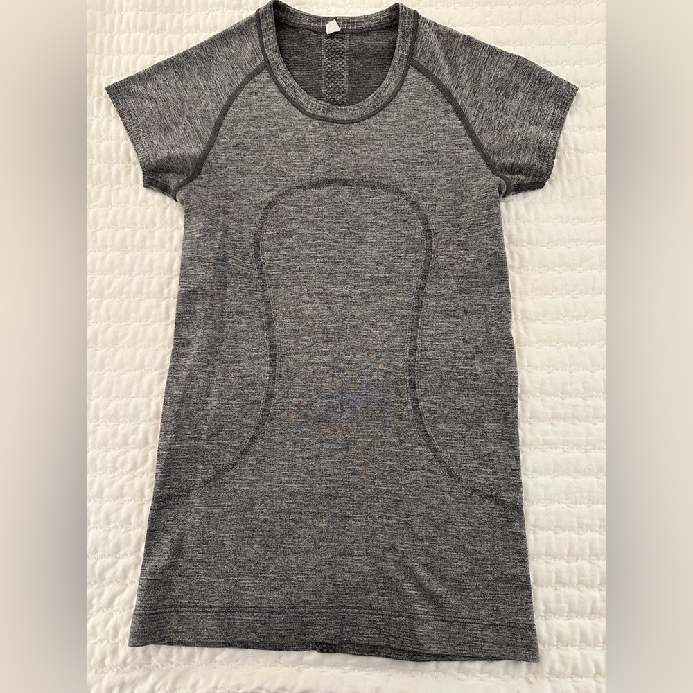Swiftly Tech Short-Sleeve Top